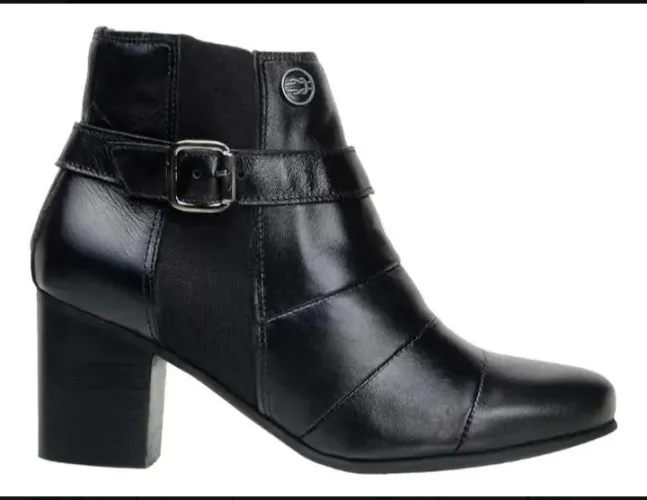 Bota cano curto social Feminina detalhes em fivelas 4 country 