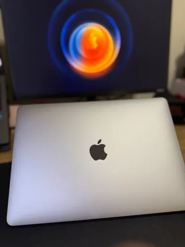 MacBook Air m1 2020