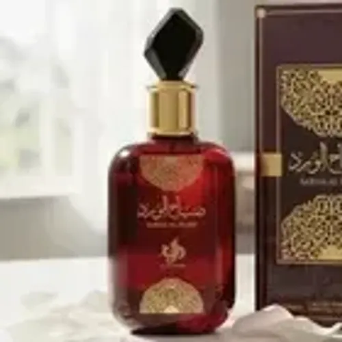 Sabah Al Ward Eau de Parfum 100ml - Al Wataniah  O Sabah Al Ward é uma fragrância feminina