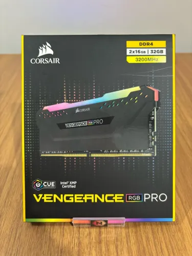 Memória RAM Corsair Vengeance RGB PRO 32GB (2x16GB), DDR4, 3200mhz, CL16, Preto