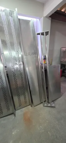 Prateleiras de parede inox