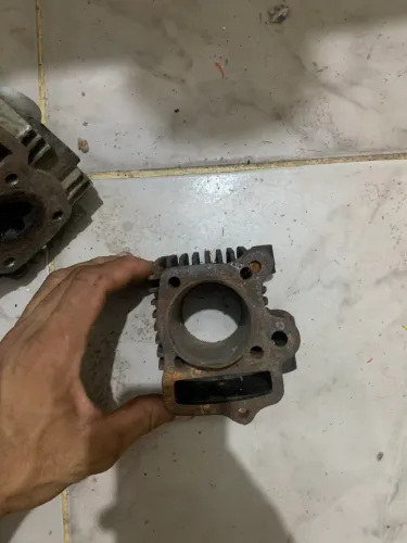Cabeçote e cilindro de chineray