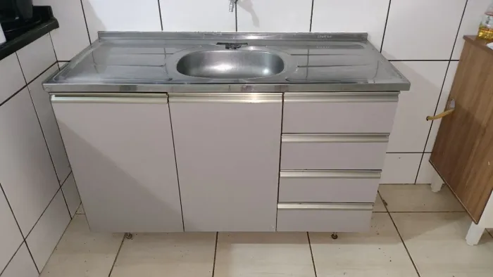 Balcão com pia inox 1,20cm