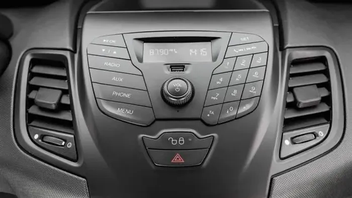Som Original Ford New Fiesta AM/FM My Connection - Usado