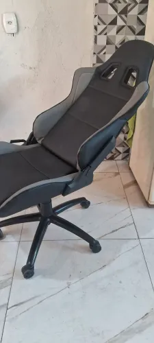 CADEIRA GAME EM COURO INDUSTRIALIZADO