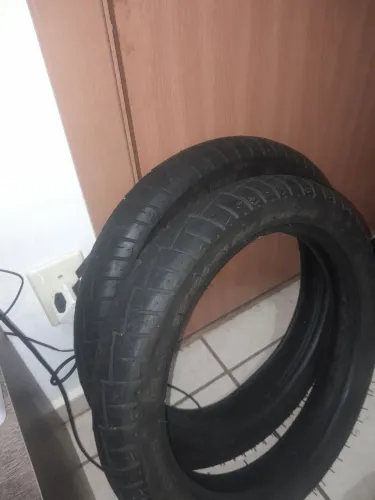 PNEU DA BIZ 100, 125, ANO 1999 A 2010 VALOR DOS 2 JUNTOS