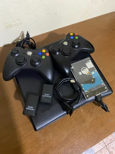 XBOX 360 SLIM 1TB 60+ JOGOS DESBLOQUEIO XPLOIT