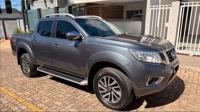 Nissan Frontier LE CD 4X4 2.3 Bi-TB Diesel Aut. 2022