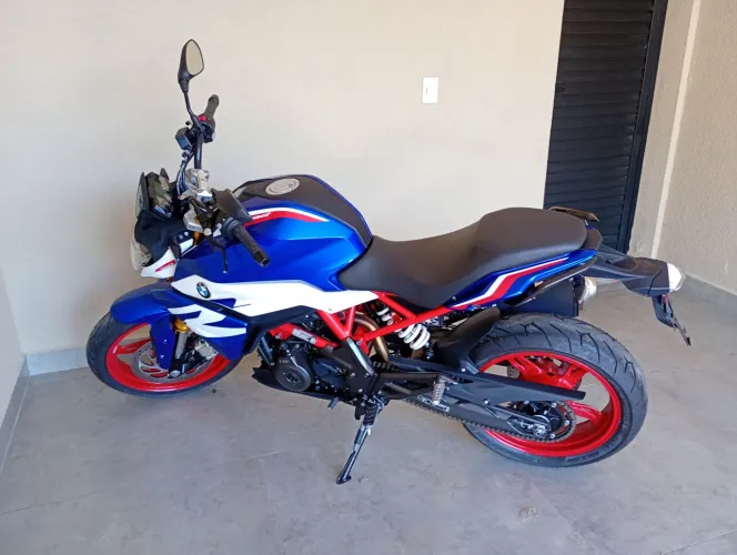 Moto BMW G310R