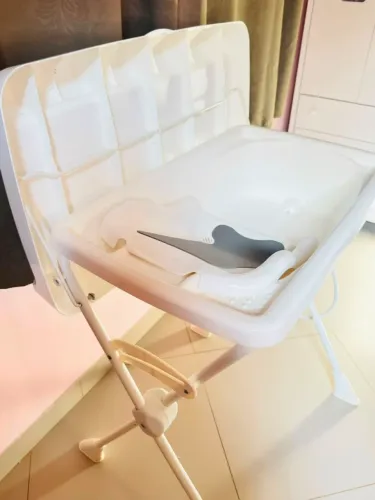 Banheira para bebê dobrável com trovador, parcelo no cartão de crédito