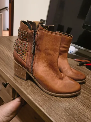 Bota schutz 