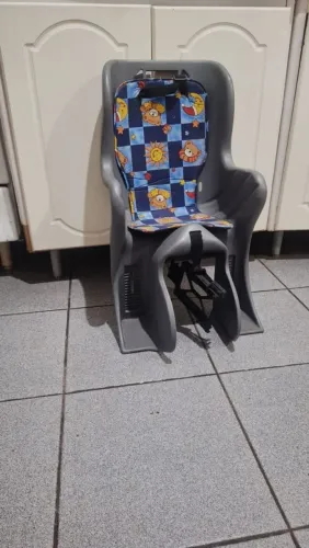 Vendo cadeirinha infantil BICICLETA 