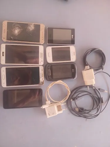 Celulares para concerto ou peças tudo por $220,00