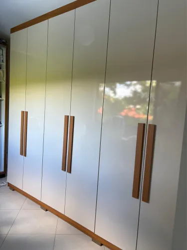 Guarda roupa novo 6 portas (2,74 largura e 2,50 altura)
