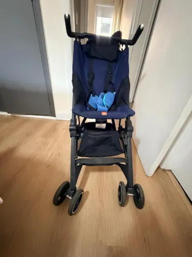 Carrinho para bebês GB (não envio - entrega presencial)