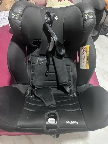 Cadeirinha de bebê seminova
