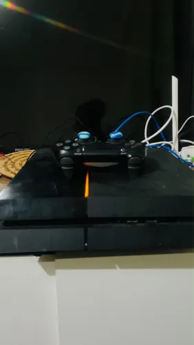 Vendo ps4 funcionando
