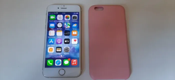 Celular Iphone 6S, com 32 Gigas IOS 15. Usado