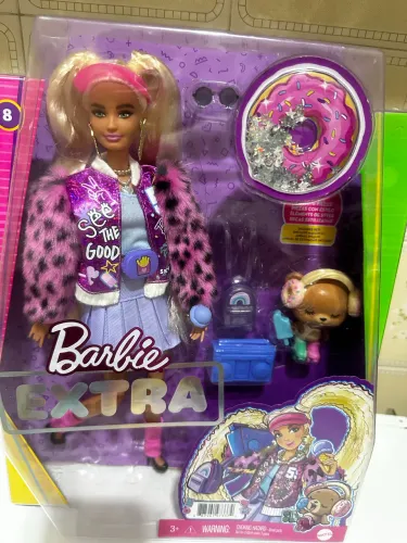 Barbie Extra 8