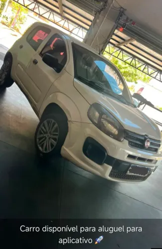 Fiat Uno Attractive 1.0 EVO Fire Flex 8V 5P 2021