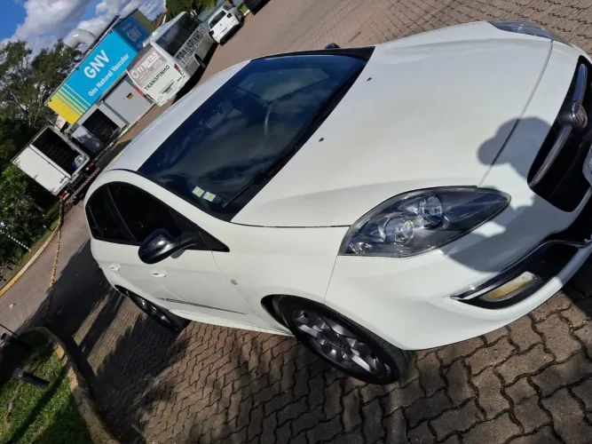 Fiat Bravo Blackmotion 1.8 Flex 16V 5P 2016