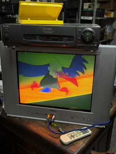 Tv cce para vídeo game  21 polegadas funcionando retirar na zona norte de sp
