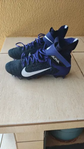 Chuteira Futebol Americano - Nike Alpha Menace Elite 2 Flyknit