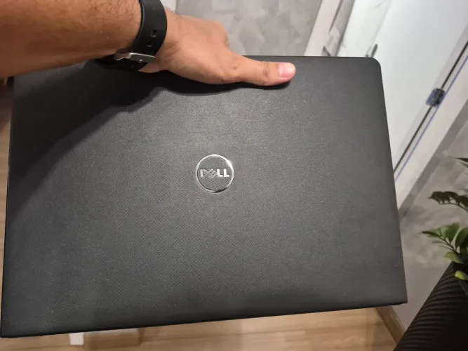 Notebook Dell Inspiron 14 i3 - SSD | Rápido | Formatado | Pronto para uso