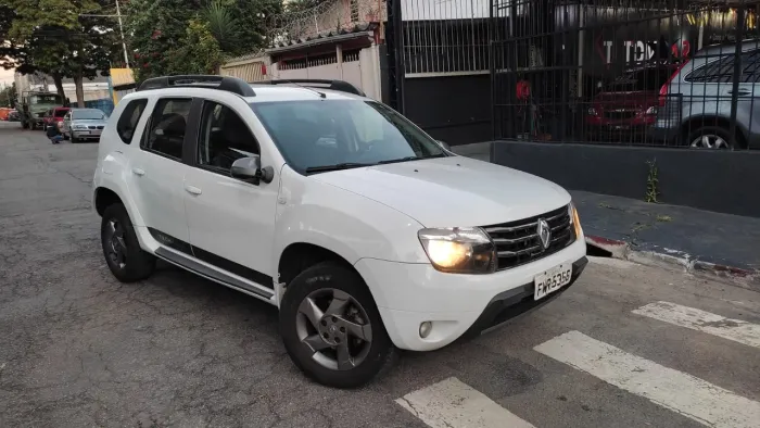 Renault Duster Dynamique 2.0 Hi-flex 16V Aut. 2015