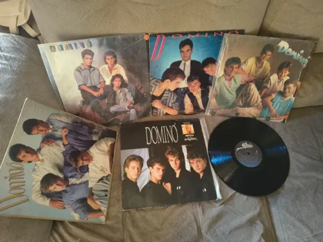 Coleção 5 Discos de Vinil Banda Domino
