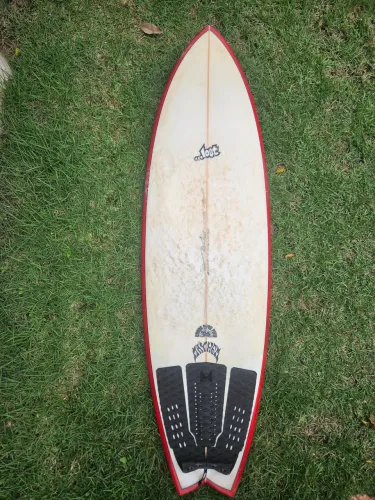 Prancha de surf Lost RNF