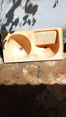 Vendo esse tanque  de lavar roupa 
