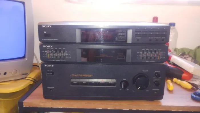 SUCATA MINI SYSTEM SONY LBT-A17 ( RECIVER ) NÃO FUNCIONA