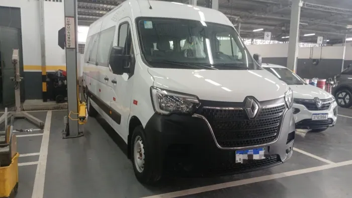 Renault Master 2.3 DCI Executive Longo 16L Dies 2025