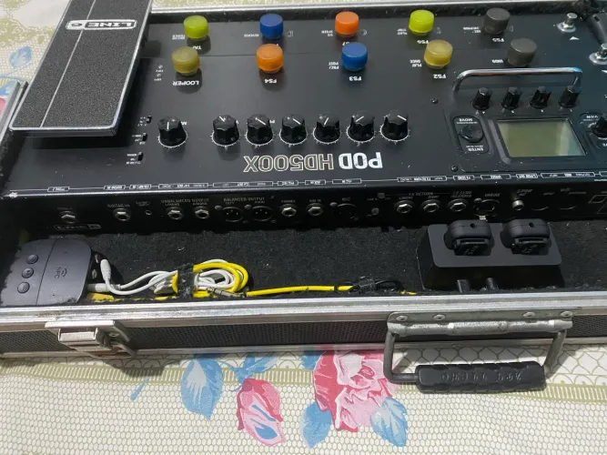 Pedaleira Line 6 Pod HD 500x