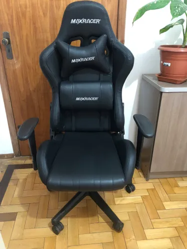 Cadeira Gamer  Maxracer semi-nova