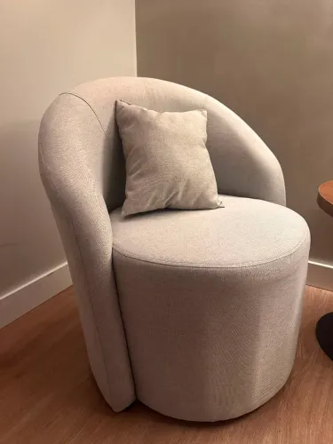 3 Poltronas Cinzas