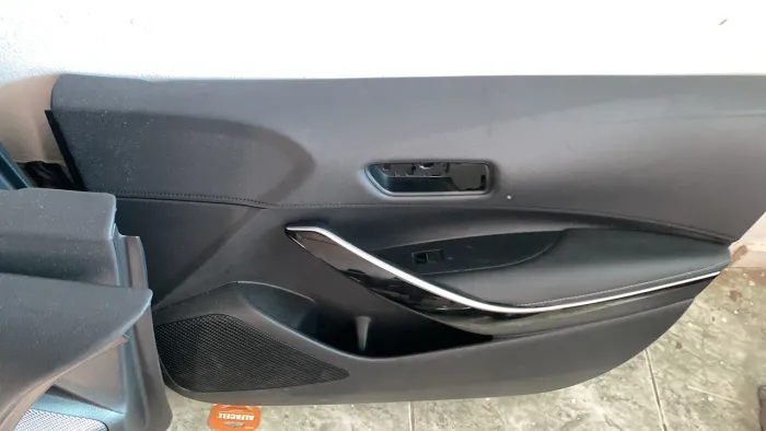FORRO DE PORTA COROLLA 2020/2026