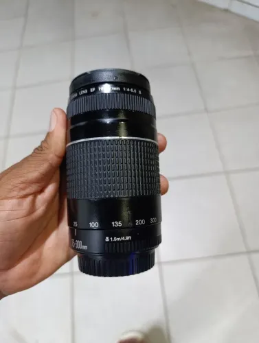 Lente canon 75-300 em excelentes estado com garantia  entrego em mãos em Recife 