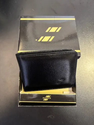 Carteira Masculina de couro legítimo NOVA