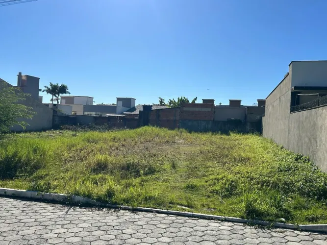 Terreno para Venda em Balneário Piçarras, Itacolomi