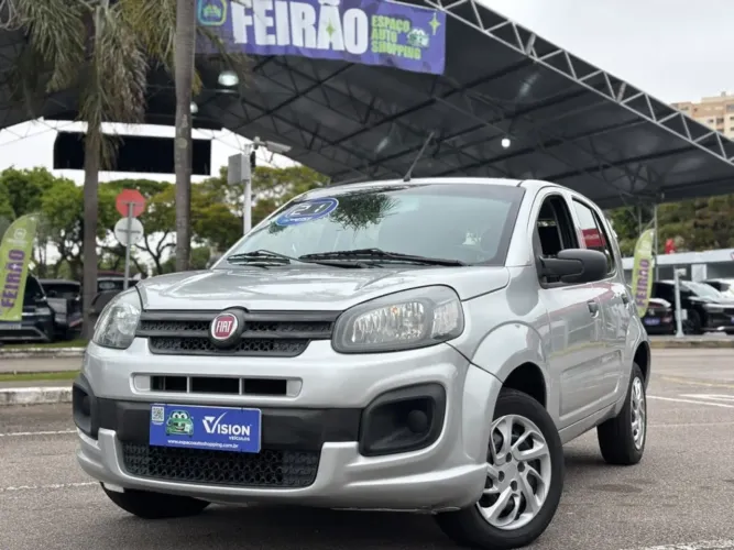 Fiat Uno Attractive 1.0 EVO Fire Flex 8V 5P 2021