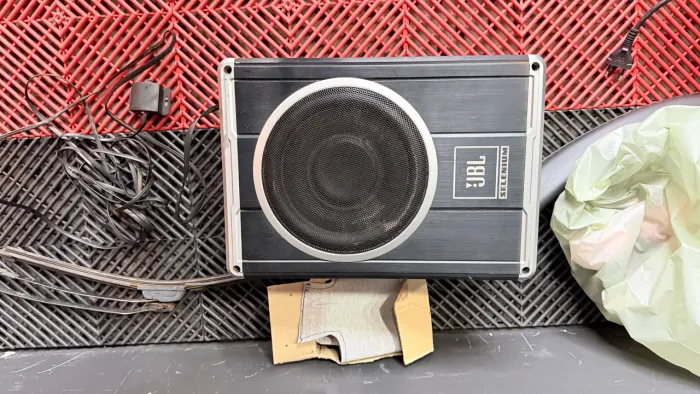 Jbl slim automotiva 