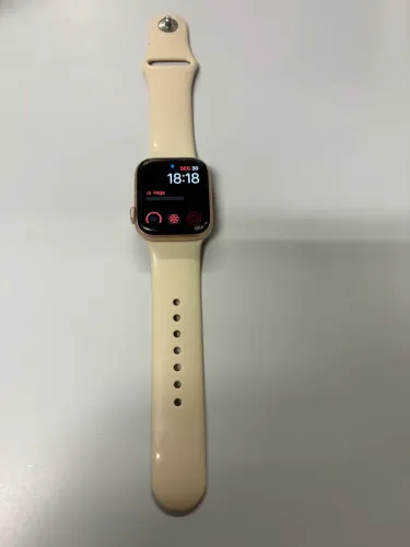 Apple Watch série 4. 40mm rose