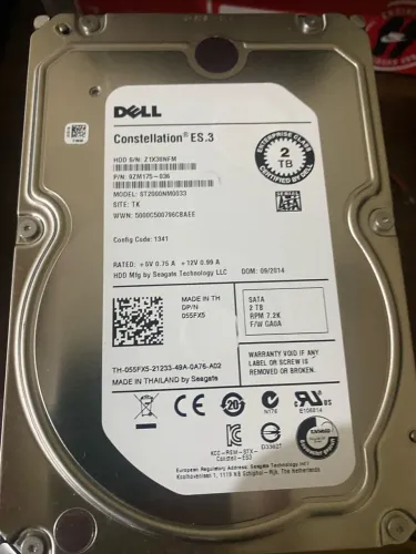 4 HDS DE 2tb cada(ler descrição)