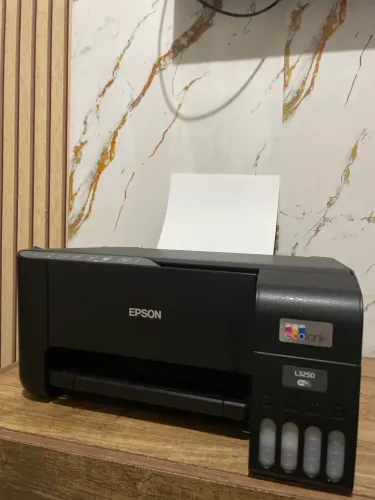 Impressora epsonL3250 semi nova