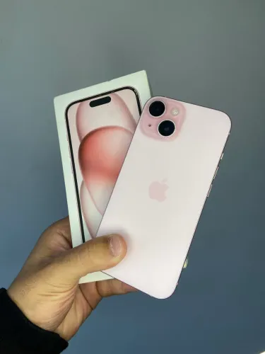 iPhone 15 Rosa