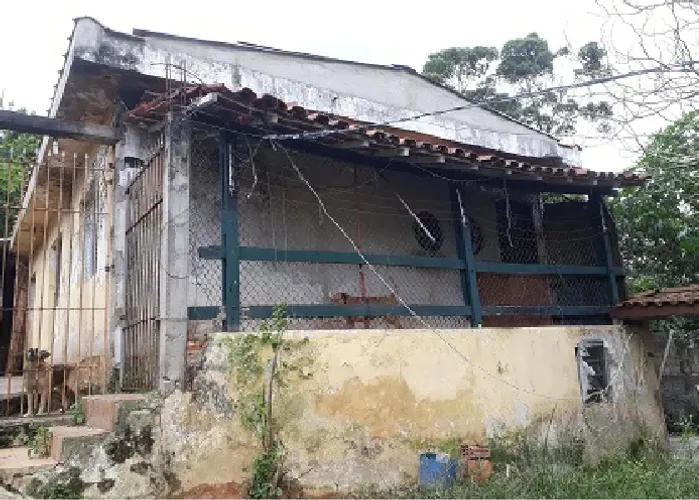 Chácara com entrada para 2 ruas