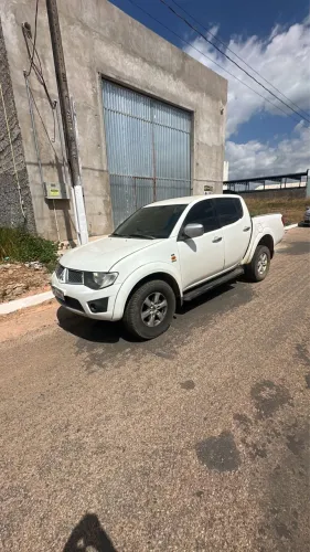 Mitsubishi L200 Triton HPE 3.2 CD TB Int.diesel AUT 2012