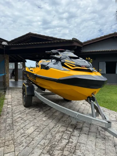 Jet Ski SeaDoo BRP RXT-X 300 2021 com apenas 60 horas novíssimo 